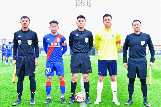 国产情侣真实露脸在线最新
